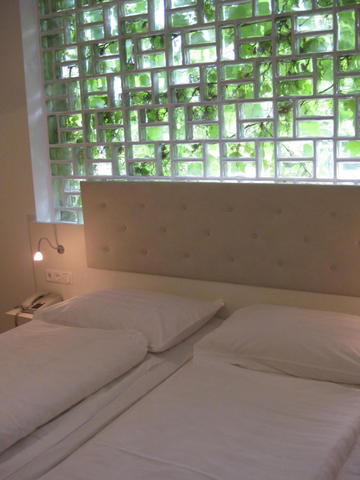 Dom Hotel Linz Exterior photo