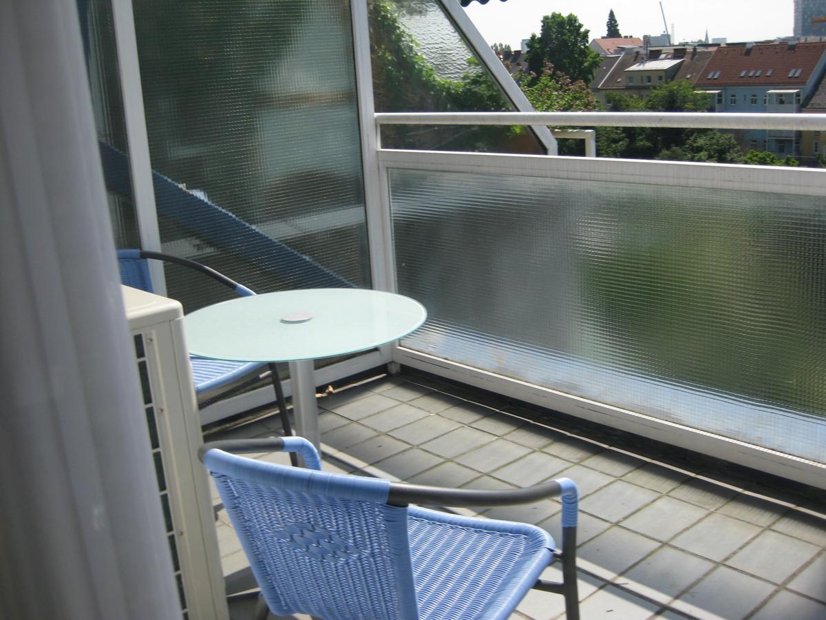 Dom Hotel Linz Exterior photo