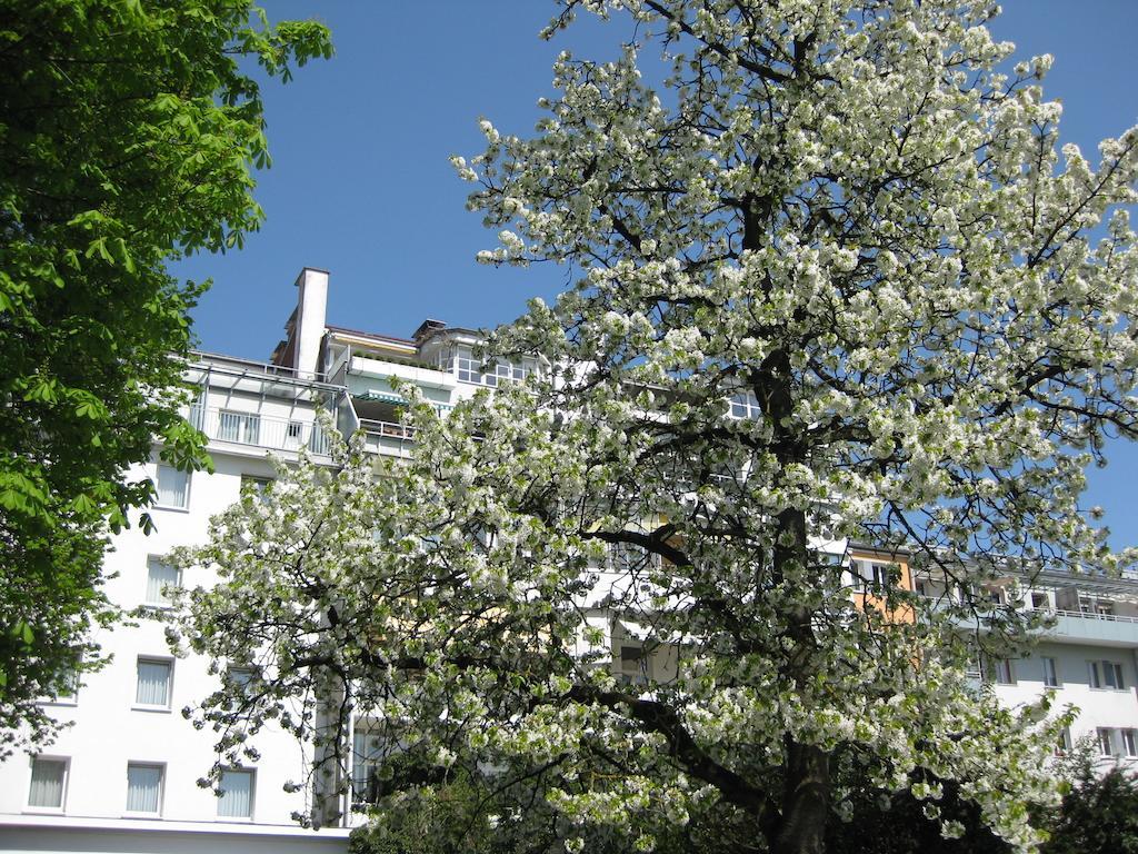 Dom Hotel Linz Exterior photo